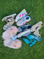 Sneaker, Highheels, Sandalen Nordrhein-Westfalen - Horn-Bad Meinberg Vorschau