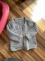 Strickpullover von COS in S grau Niedersachsen - Heeßen Vorschau