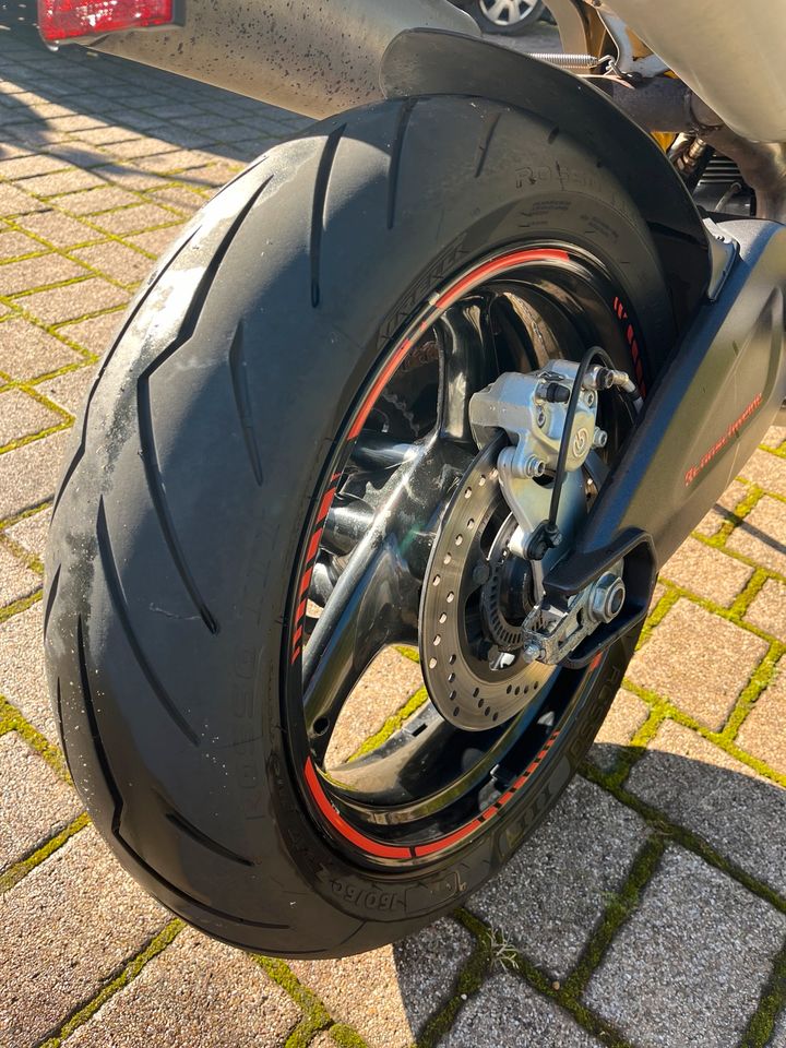 Ducati Monster 696 ABS in Vaihingen an der Enz