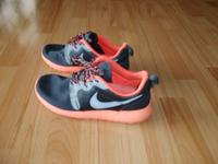 NIKE ROSHE RUN Schuhe, Gr.: 40, schwarz-orange Baden-Württemberg - Wertheim Vorschau