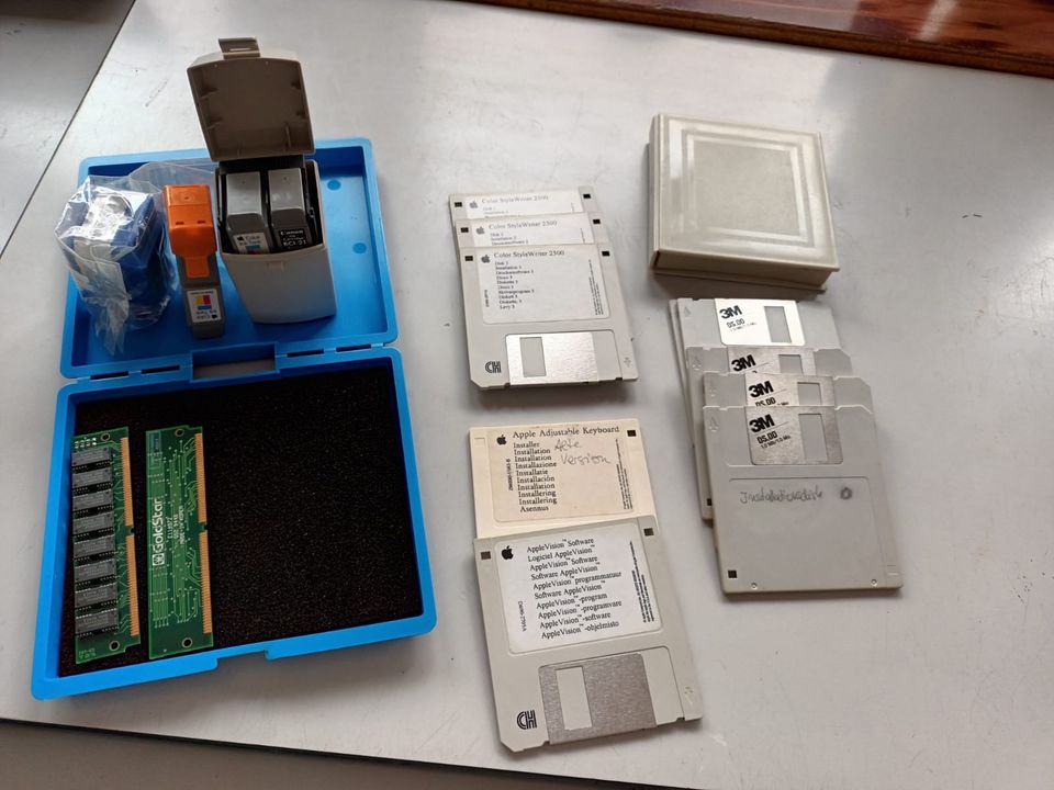 Apple Macintosh 7200/90 mit Drucker und Zubehör in Saarbrücken