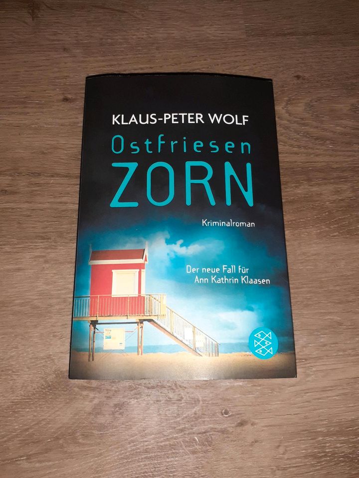 Diverse Bücher von Klaus-Peter Wolf in Sinsheim