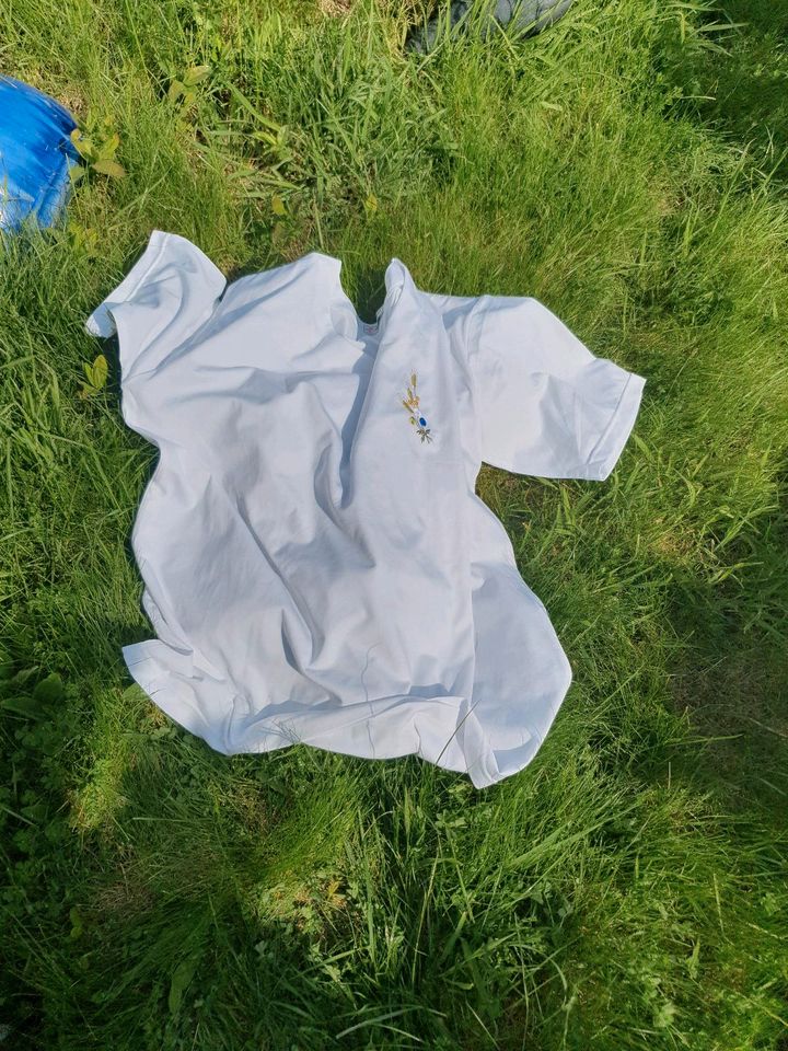 T-Shirt Damen weiß mit Feldblumen, fast neu, XXL in Preußisch Oldendorf
