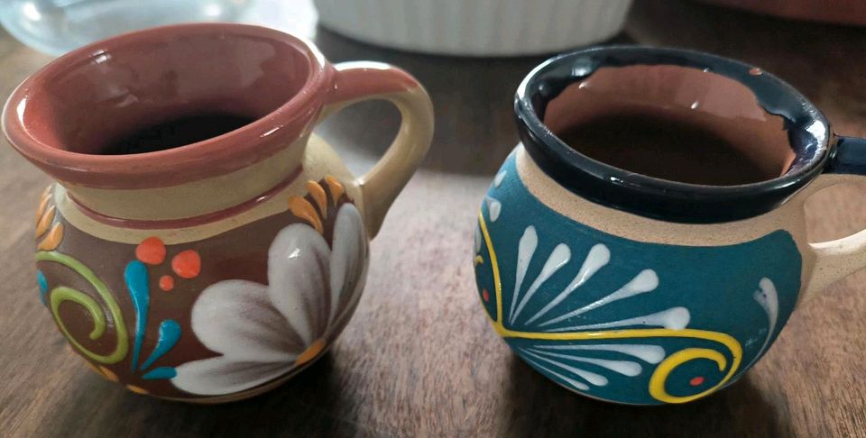 Zwei sehr schöne handgemachte Tassen aus Mexico in Wiesbaden