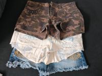 Hotpants eine Gr. 34 und zwei Gr. 36 Niedersachsen - Bohmte Vorschau