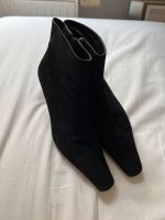 Original Vintage Gucci Stiefelette schwarz Gr. 38,5 Brandenburg - Altlandsberg Vorschau