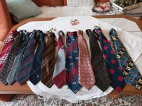 Krawatten, verschiedene Muster Berlin - Treptow Vorschau