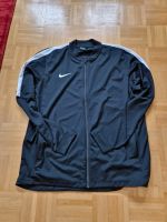 Nike Trainingsjacke in Gr. XXL Sachsen - Rodewisch Vorschau