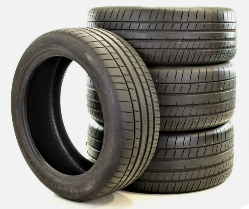 Sommerreifen Dunlop Sport Maxx RT2 255/45 R20 105y in Nagold