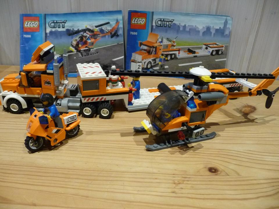 LEGO City 7686 LKW Tieflader Transporter Hubschrauber Motorrad in Baden Wurttemberg Ludwigsburg Lego Duplo gunstig kaufen gebraucht oder neu kleinanzeigen