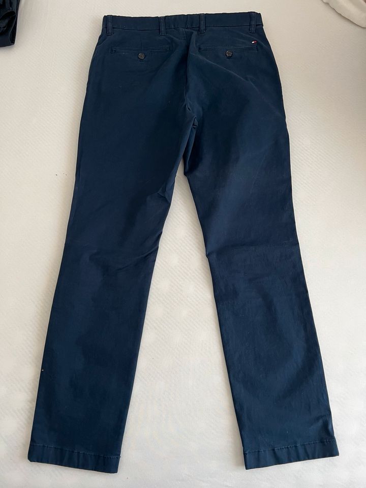 Tommy Hilfiger Hose blau W30/L30 Slim fit/ Herren in Alzenau