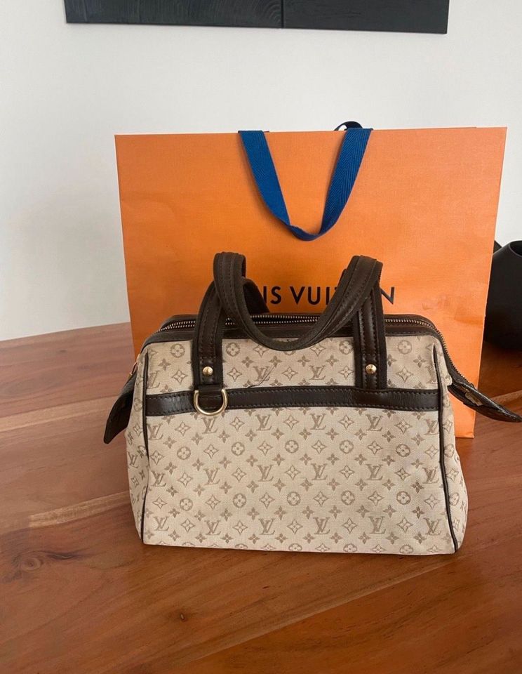 Louis Vuitton Vintage Handtasche + Tragetasche in Berlin