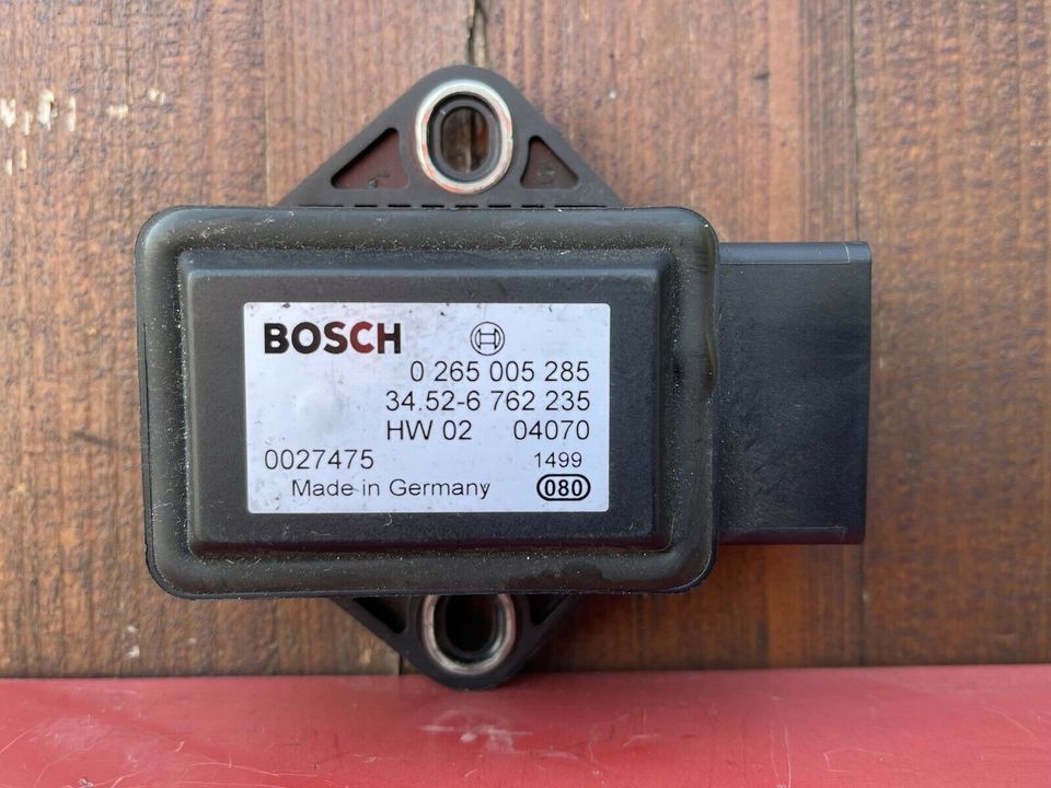 BMW X3 X5 E60 E61 E63 E64 E65 E83 E53 Drehratensensor 6762235 in Bochum