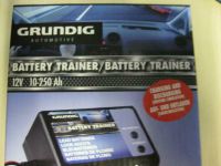 Grundig - Batterie Trainer 12V 10-250Ah Baden-Württemberg - Aidlingen Vorschau