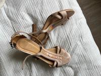 Lloyd Leder-Sandalen mit Absatz in rosa metallic Hamburg-Nord - Hamburg Eppendorf Vorschau