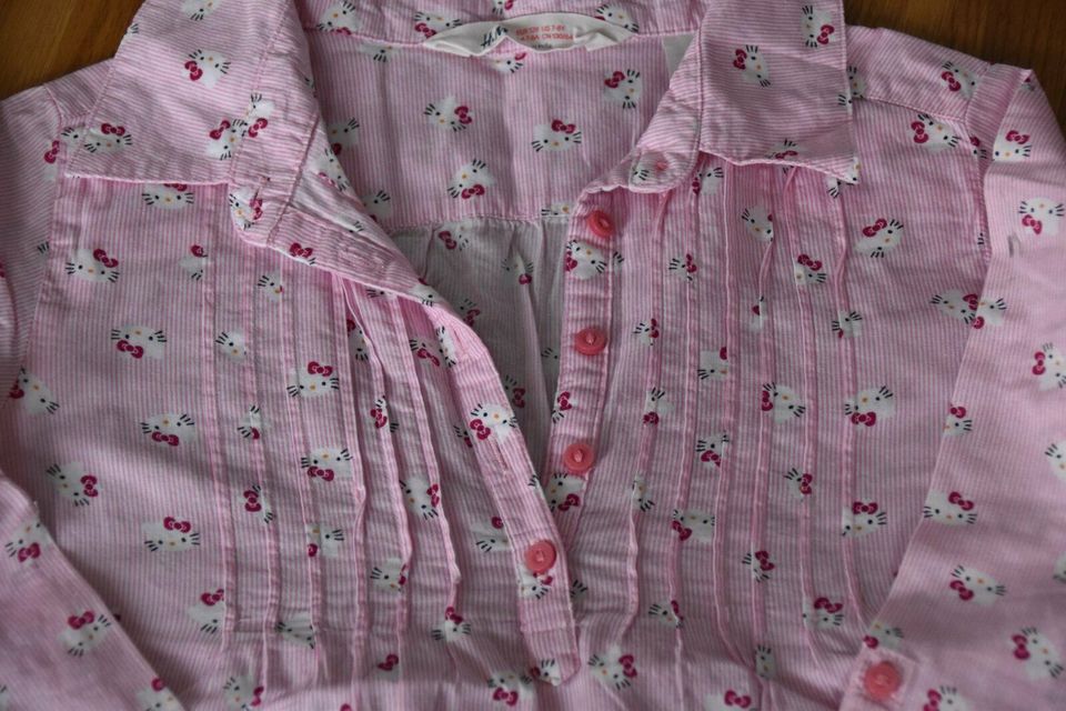 H&M Hello Kitty Bluse Gr. 128 TOP in Uedem