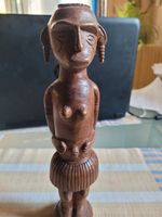 Feingeschnitzte Hartholzfigur 1960iger, Trobriand Islands Papua Niedersachsen - Wedemark Vorschau