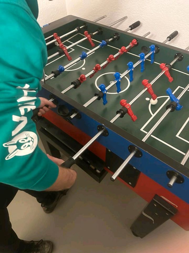 Leonhart Original Kickertisch Tischfußball in Bad Vilbel