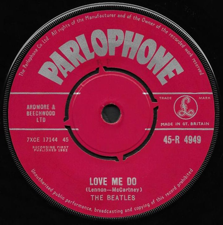 Suche Beatles 7“ Single ‘Love Me Do‘ Parlophone 45-R 4949 UK 1962 in Mauern