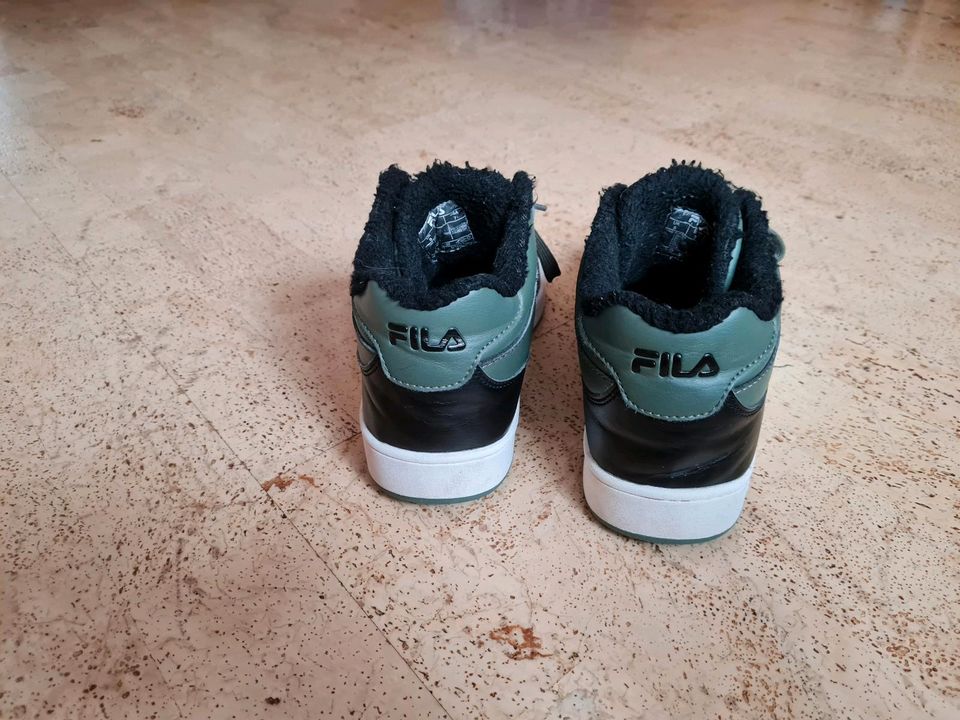 Kinderschuh FILA ,Größe 39 in Beilrode