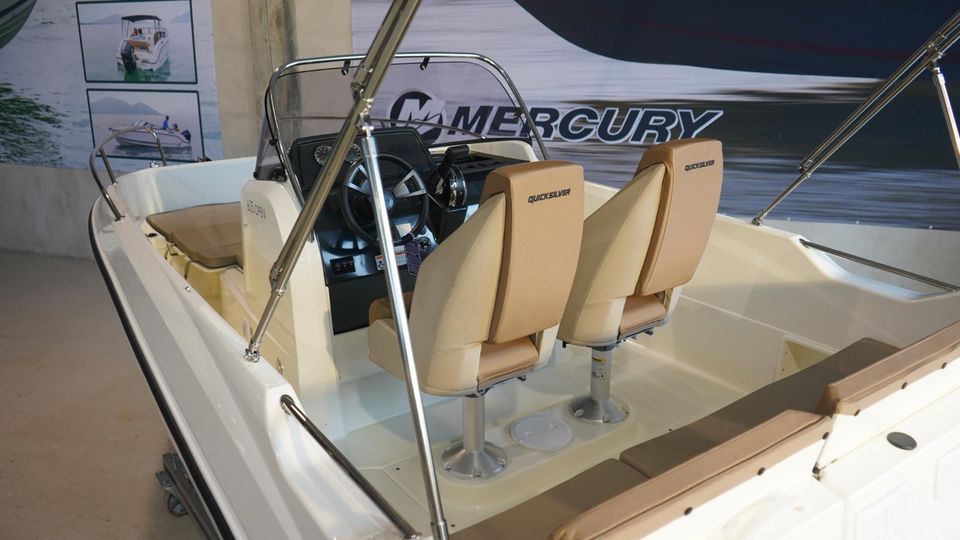 Quicksilver Activ 605 Open + Mercury 115PS #183 Lagerboot in Kiel