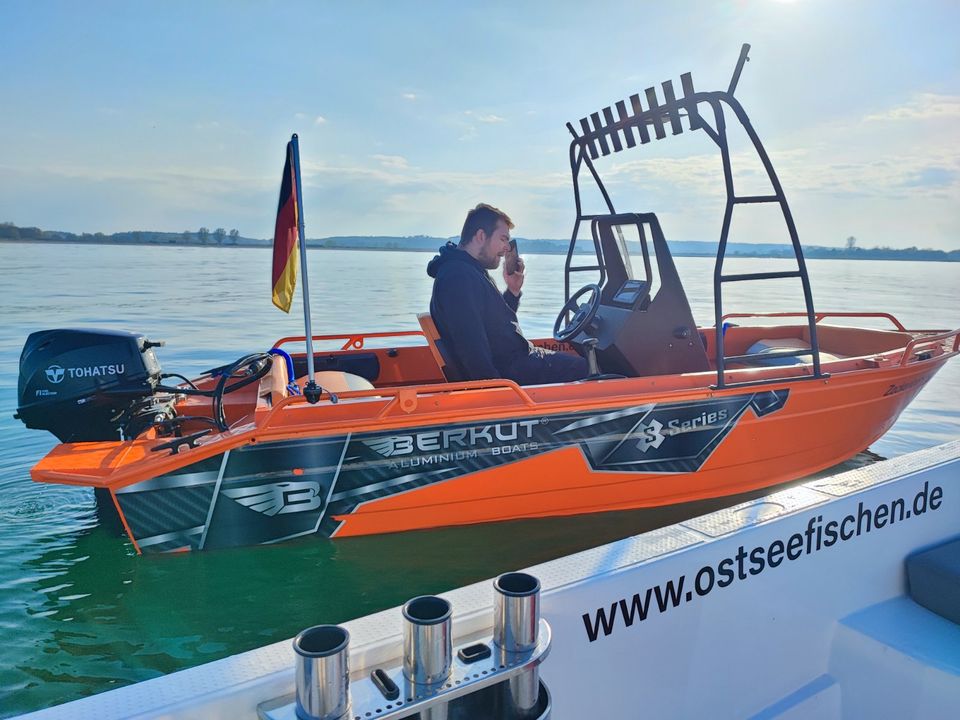 Zackenbarsch 15PS Führerscheinfrei Mietboot 6 Stunden Angelboot in Lütjenburg