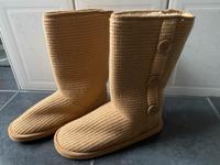 Boots Stiefel Winter Damenboots gefüttert Beige Gr.38 Hessen - Langgöns Vorschau