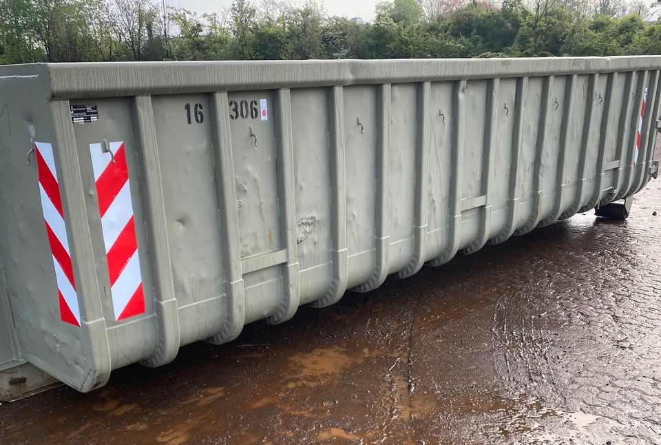 Mistcontainer Mulde 17,6 cbm Schrottcontainer Schwere Ausführung in Vechta