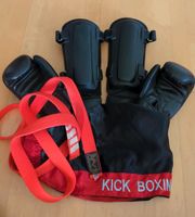 Kickboxen Training Ausrüstung Boxhandschuhe Schienbeinschoner Bayern - Rötz Vorschau
