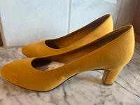 Tamaris, Pumps, gelb, Senf, 37, neu mit Etikett Bayern - Grabenstätt Vorschau