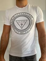 Guess T-Shirt in Gr. S Frankfurt am Main - Ginnheim Vorschau