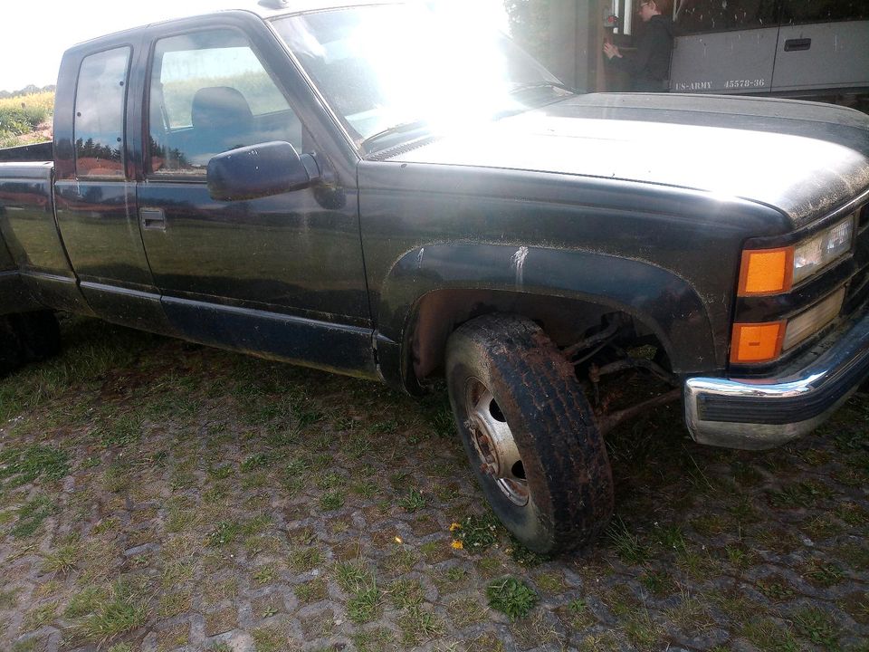 Chevrolet K3500 6,5TD Dually Extended Cab 97 in Schwerin
