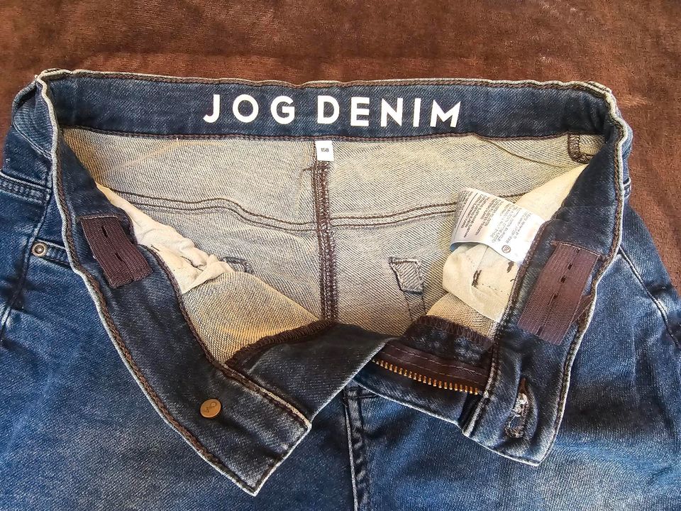 Kurze Hose Jeans Jog Demin Gr. 158 Versand inkl in Böhlen