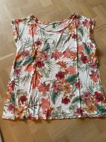 Benetton t-shirt blumenmuster gr. S Stuttgart - Bad Cannstatt Vorschau