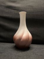 15 Vasen aus Glas Weiß/Rosé metallic besprüht Sachsen - Tharandt Vorschau