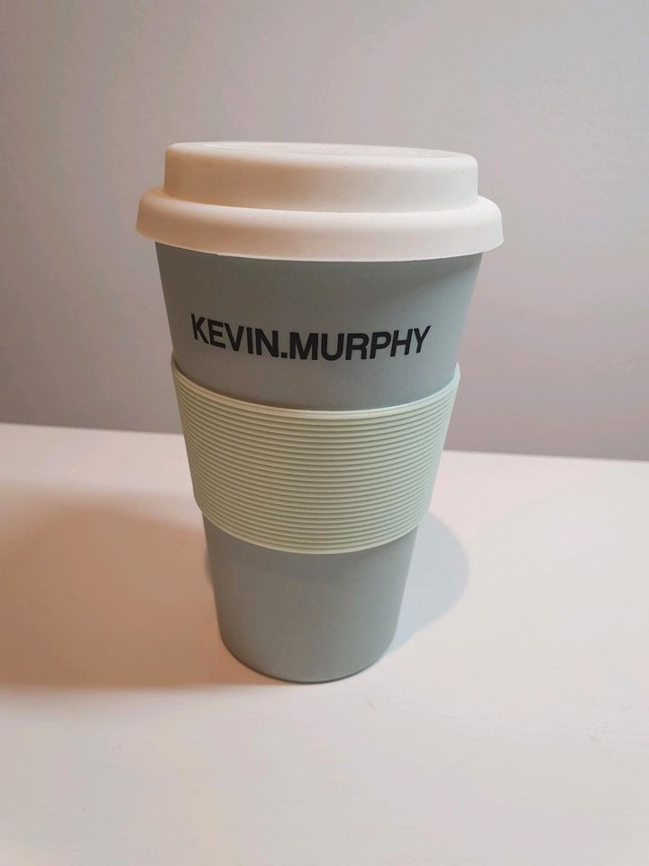 Hochwertiger Coffee to go Becher Kevin Murphy Recup Mehrweg in Hamburg