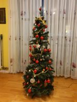 Schöner Weihnachtsbaum 150cm mit Lichterkette kompl. mit Deko Nordrhein-Westfalen - Krefeld Vorschau