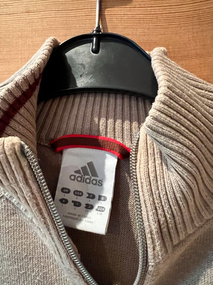 Adidas Strickjacke Herren Größe L in Niedersachsen - Wolfsburg | eBay  Kleinanzeigen ist jetzt Kleinanzeigen