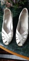 Damen Pumps Salamander beige Gr. 2,5 Absatz ca. 5 cm echtes Leder Brandenburg - Heidesee Vorschau