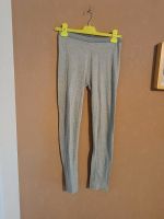 schöne Leggings Größe 158/164 mit Glitzerbund sehr gut erhalte Baden-Württemberg - Ilsfeld Vorschau