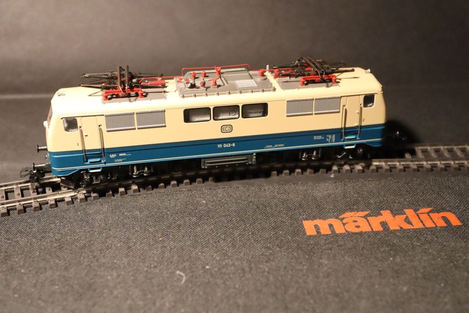 Märklin Art 3042, E-Lok BR111 der DB in Wohltorf