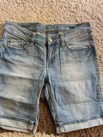 Esprit Casual Demin Hose Jeans Shorts Bermuda Gr.M/ 28 Sachsen - Niederau Vorschau
