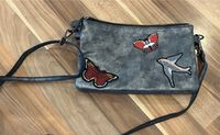 S.Oliver grau-glitzer Tasche mit Tier-Patches Nordrhein-Westfalen - Minden Vorschau