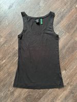 H&M Tank Top Schwarz 146 152 Top Zustand Niedersachsen - Rastede Vorschau