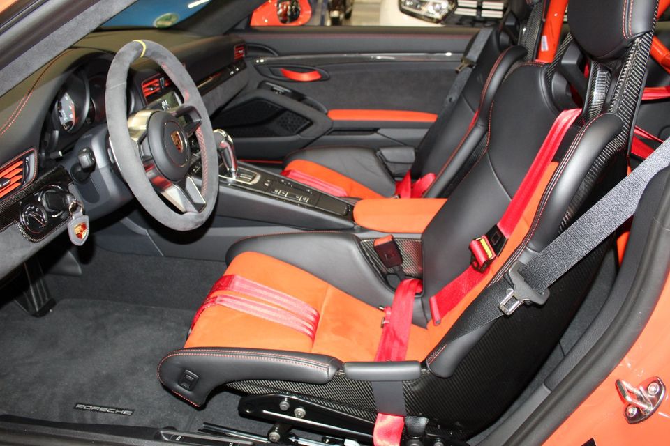 Porsche 911 GT3 RS 1.Hand,DE,Lift,PDLS+,Carbon,Sammler,ohne OPF! in Geseke