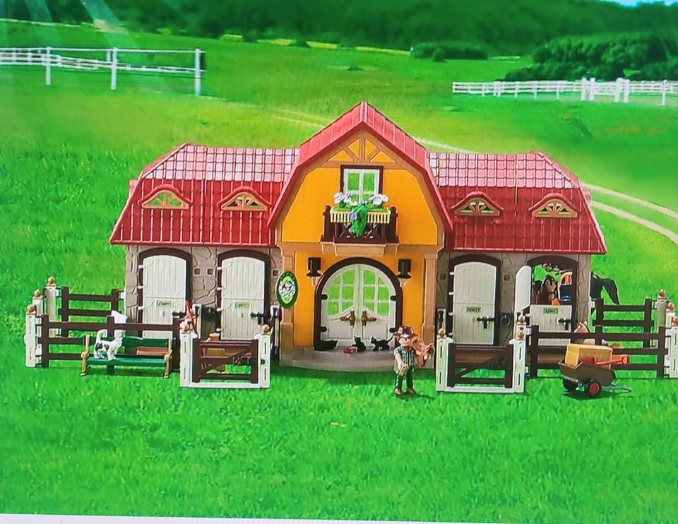 Playmobil großer Reiterhof mit Paddocks 5221 + 3 Pferdeboxen in Erkrath