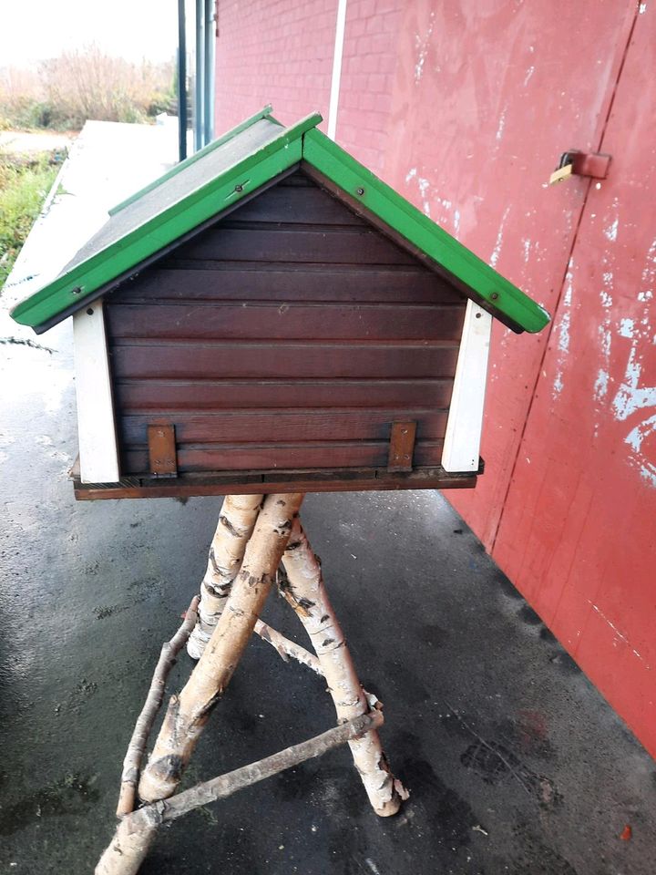 Vogelhaus Gartendeko Dekoration Alt Holz in Groß-Gerau