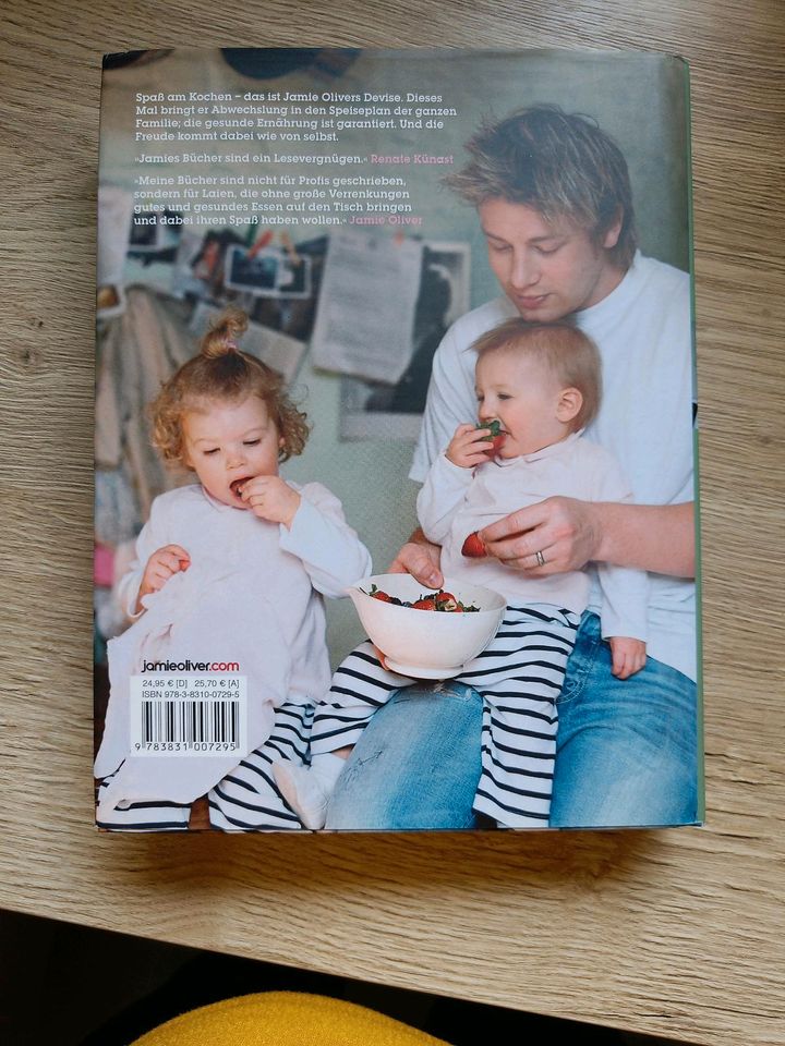 Kochbuch Jamie Oliver Essen ist fertig! in Lübeck