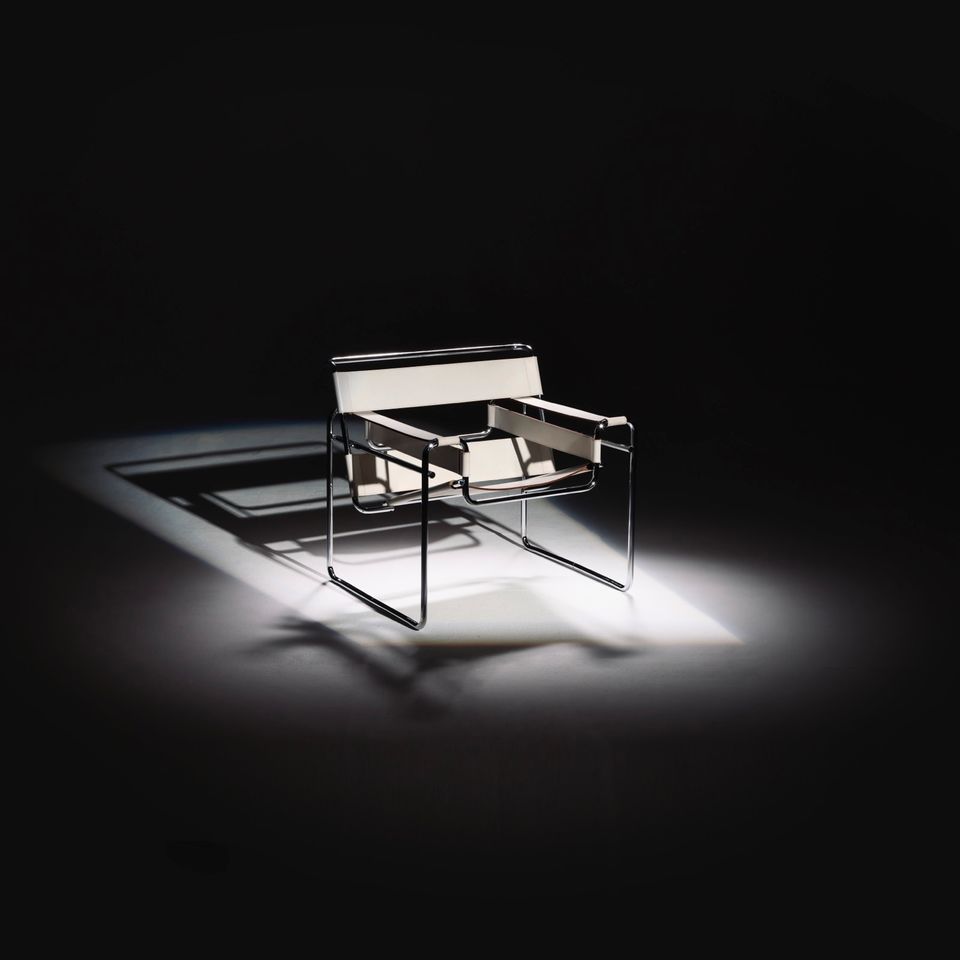 1 von 2 | Knoll International - Marcel Breuer - Wassily Chair | Sessel | Zeitloser Bauhaus Designklassiker | Creme / Weiß in Düsseldorf
