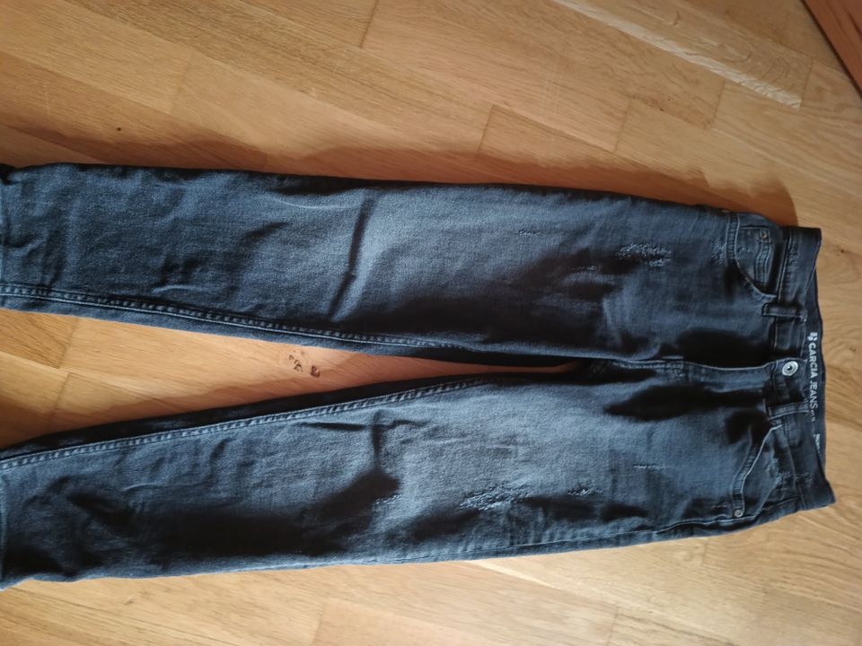 Jeans Gr 146 von Garcia in Halle